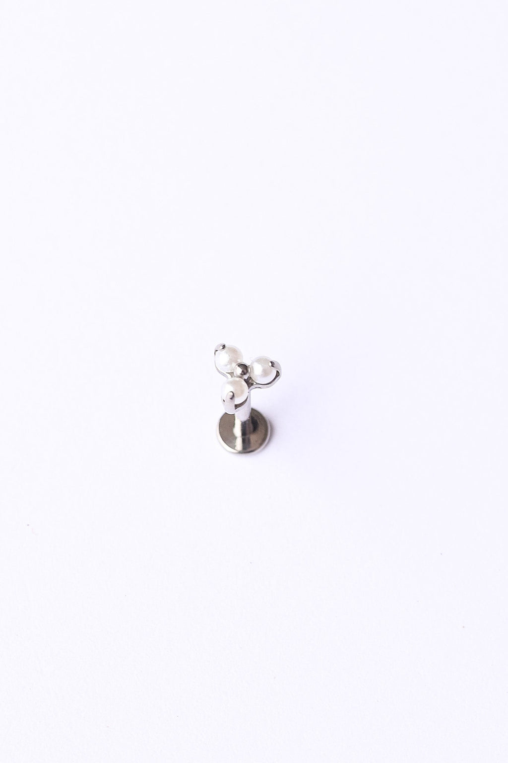 Pearl Trio Flat Back Stud