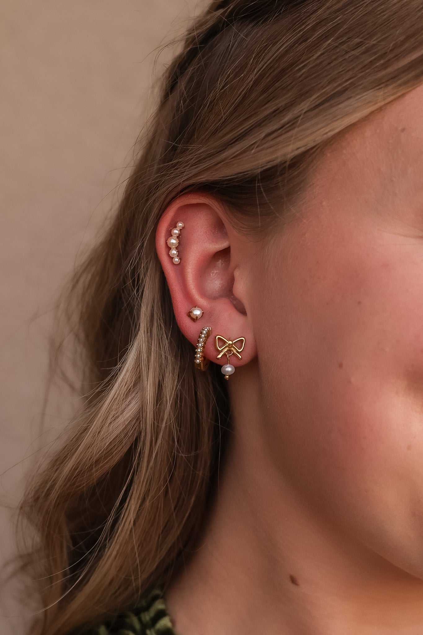 Jane Bow Earring